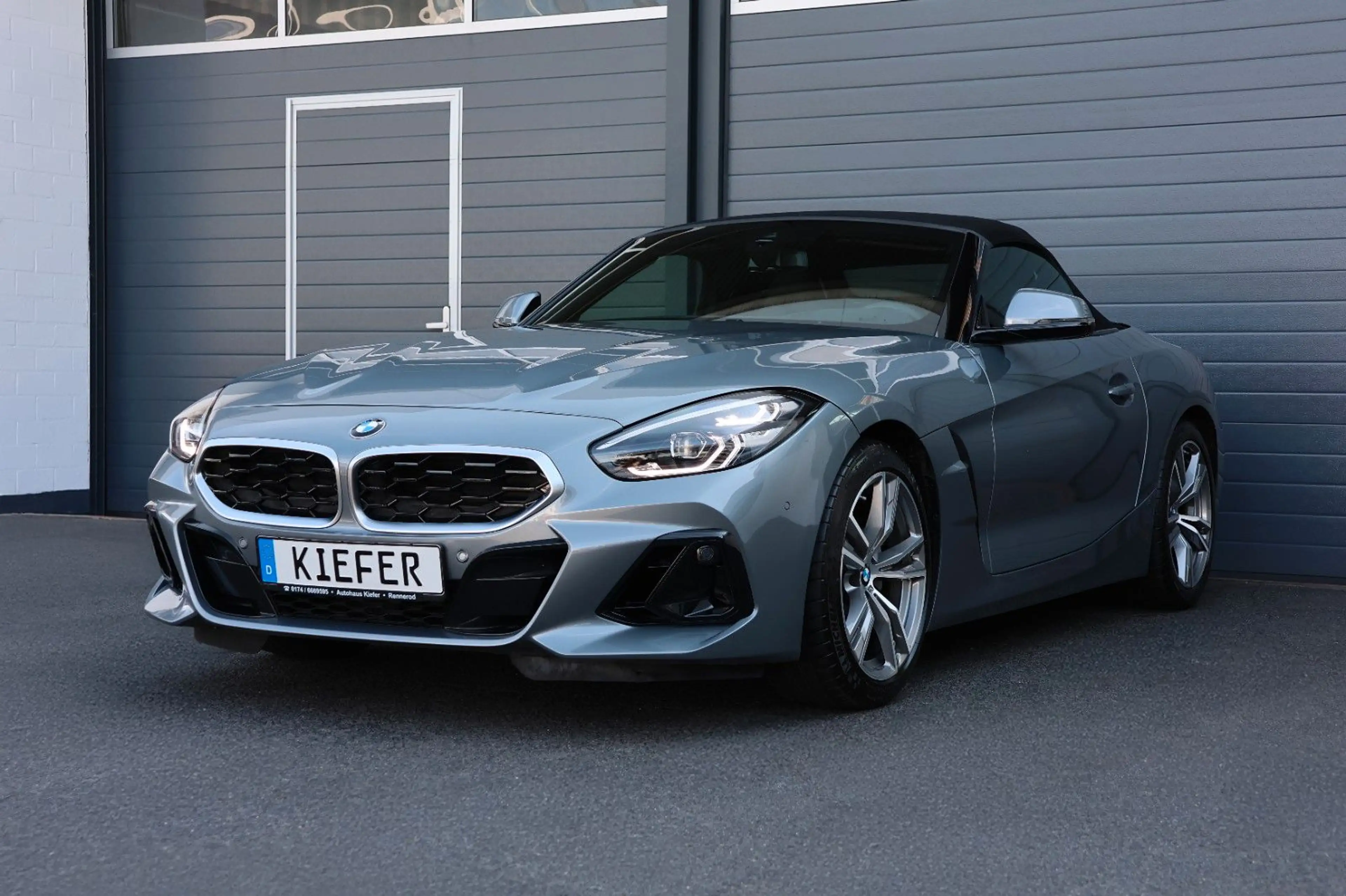 BMW Z4 sDrive30i M/HUD/APPLE/SHZ/LHZ/TOTW/KAMERA/R18 — photo 3