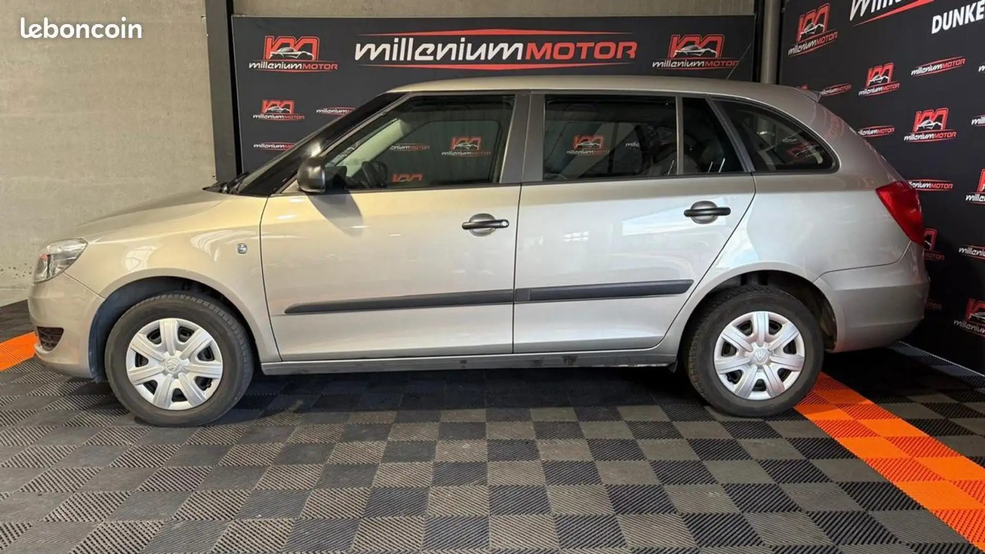 Skoda Fabia 1.2 60 cv garantie 6 mois Beige - 2