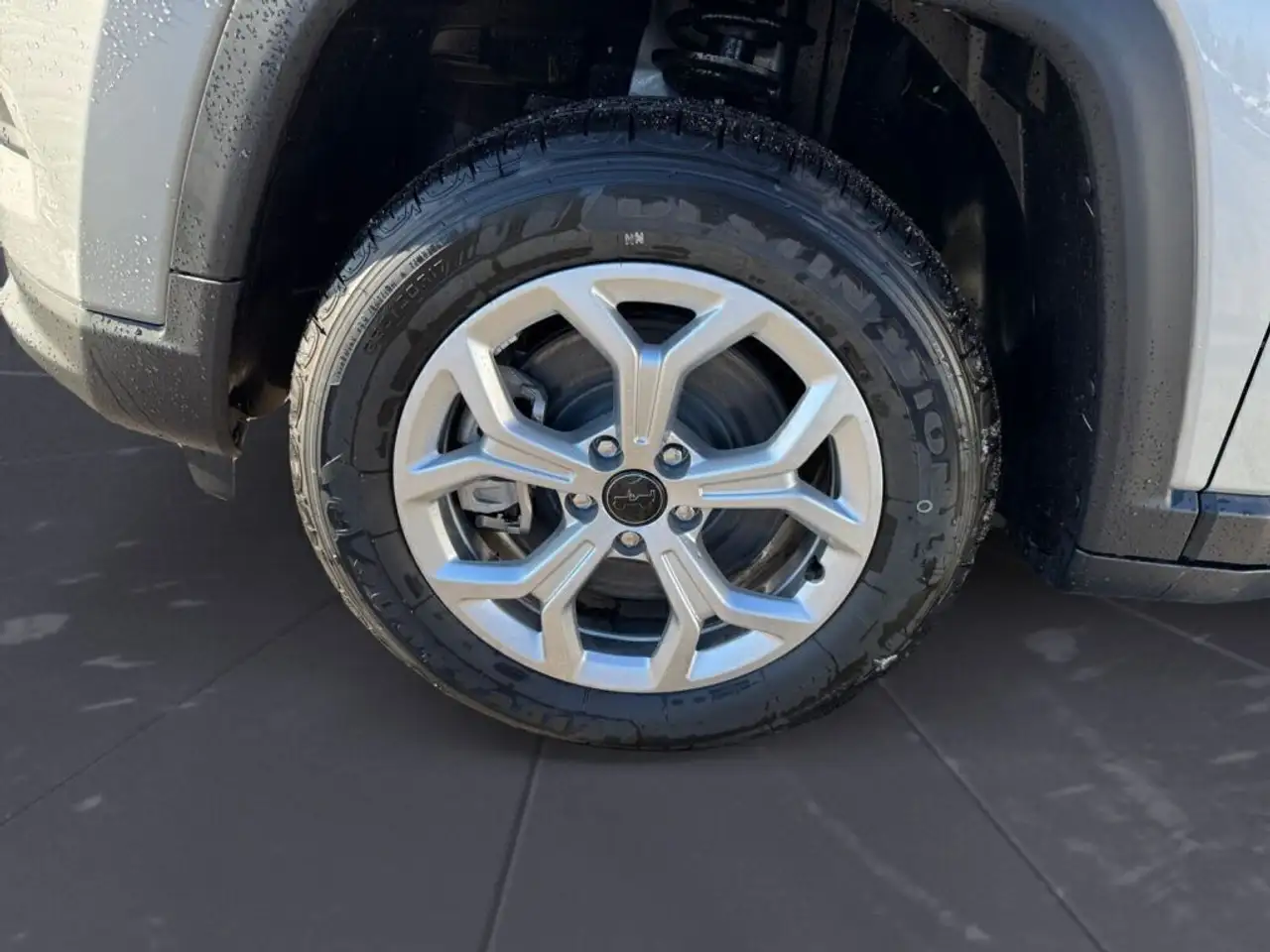 Jeep Compass photo Jeep Compass