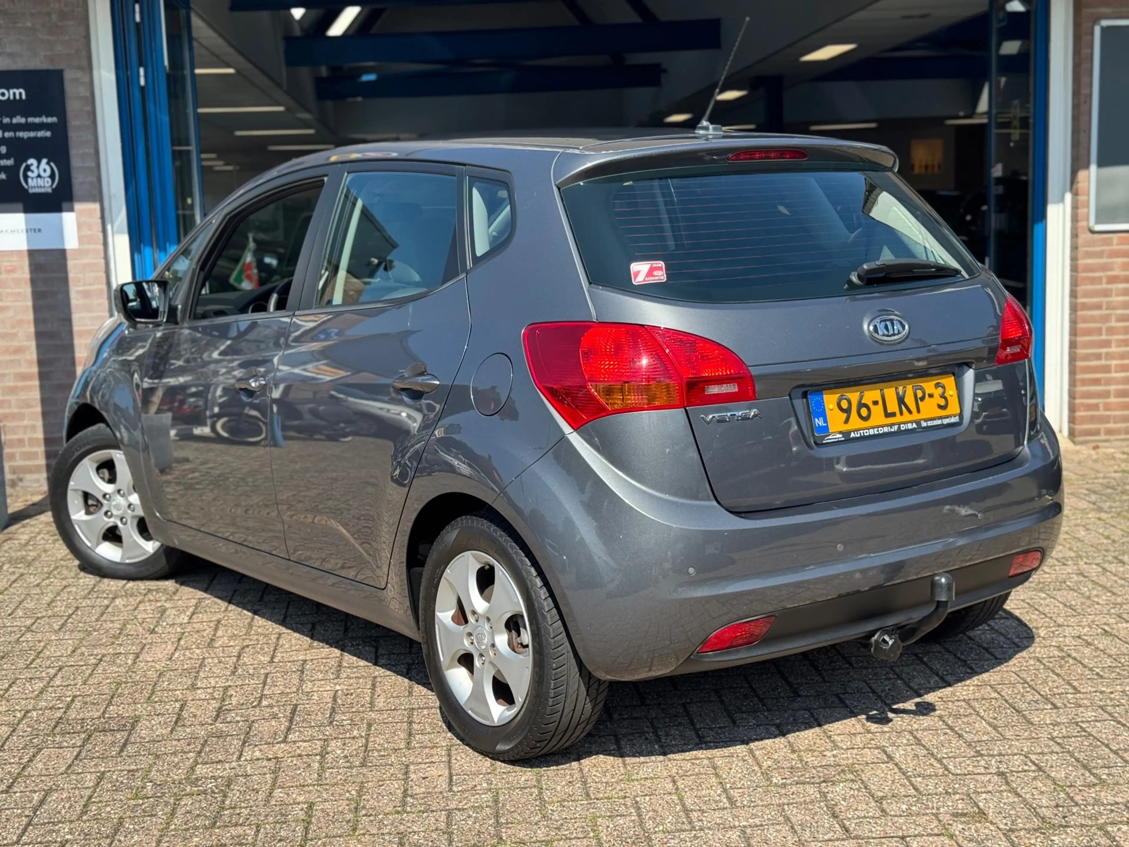 Kia Venga 1.6 CVVT X-ecutive 2010 AUT CLIMA NAP — photo 3