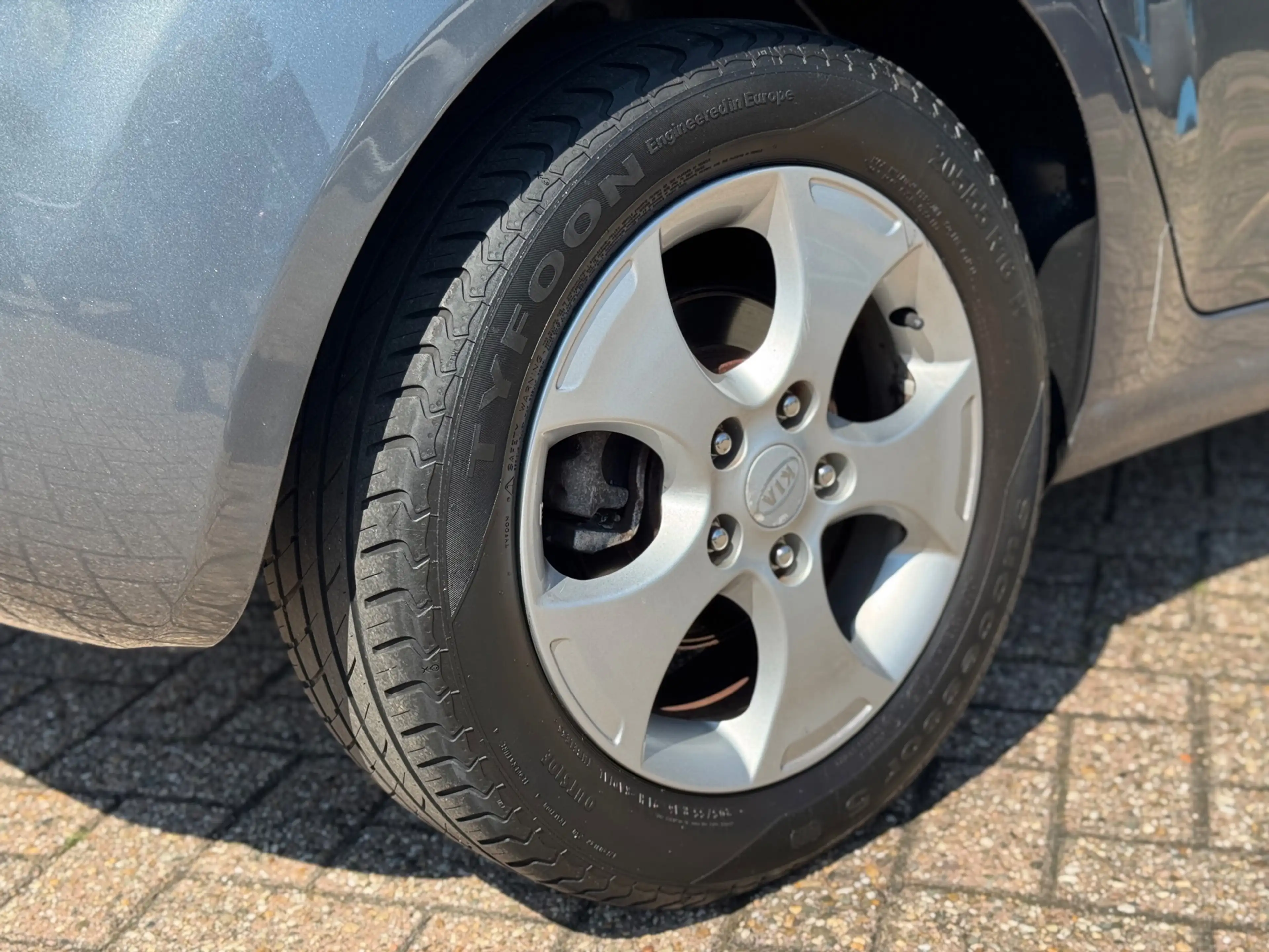 Kia Venga 1.6 CVVT X-ecutive 2010 AUT CLIMA NAP — photo 11