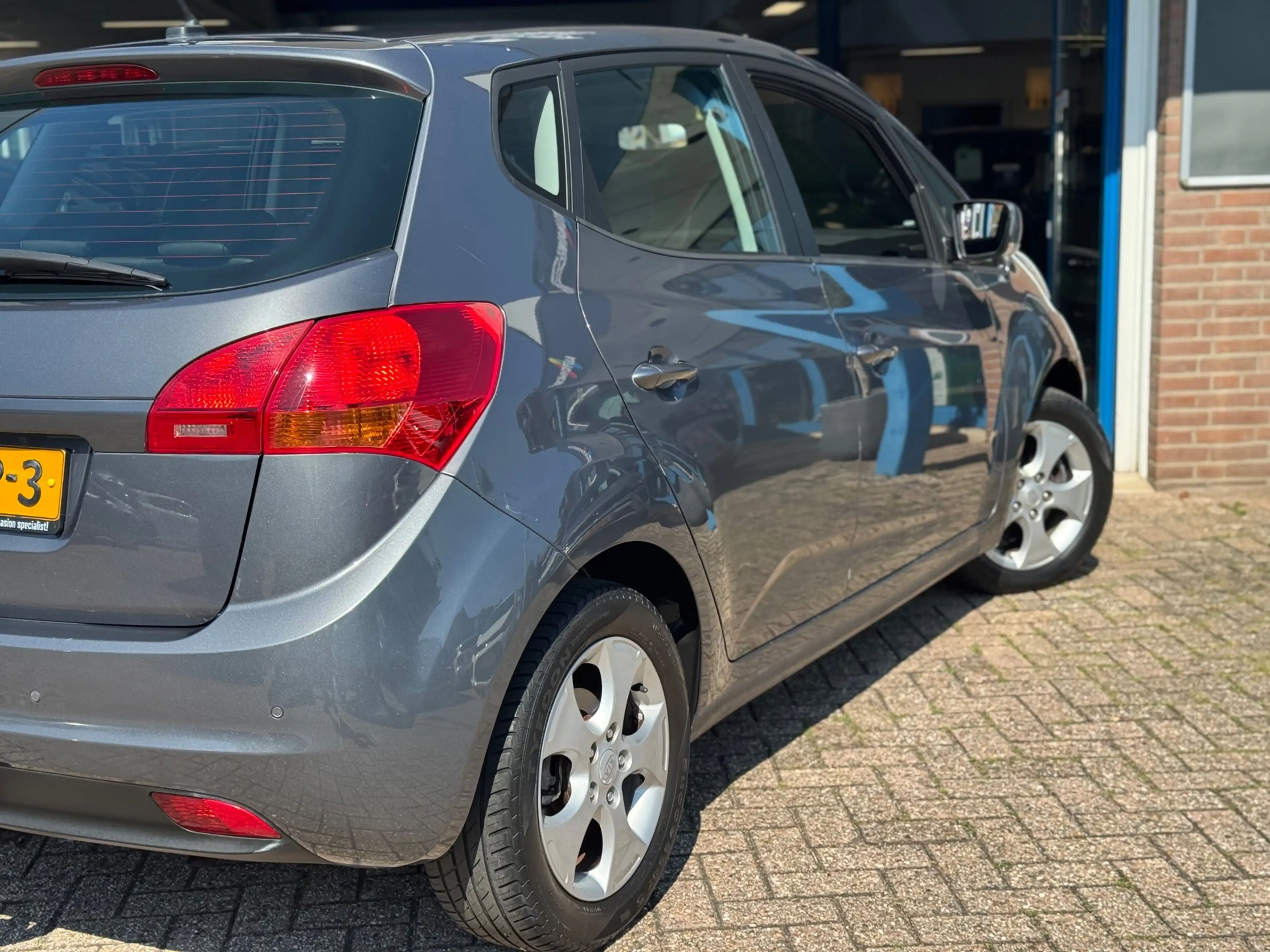 Kia Venga 1.6 CVVT X-ecutive 2010 AUT CLIMA NAP — photo 7