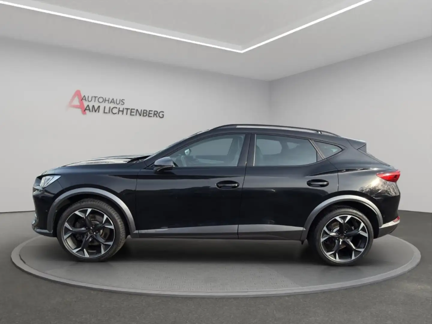 CUPRA Formentor VZ 2.0 TSI 4Drive LED+ACC+NAVI+PDC+KAMERA+Keyless Schwarz - 2