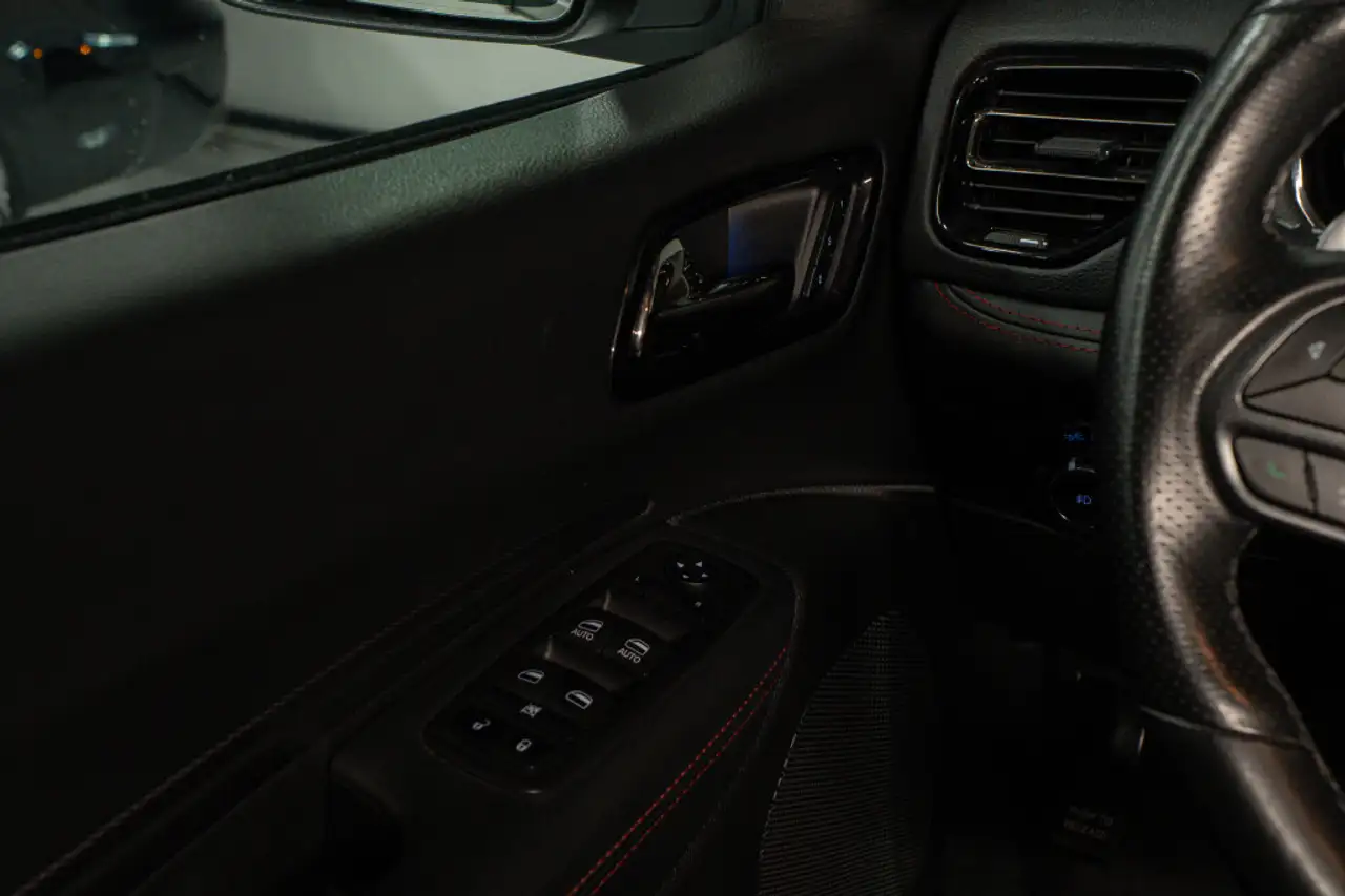 Dodge Durango снимка Dodge Durango
