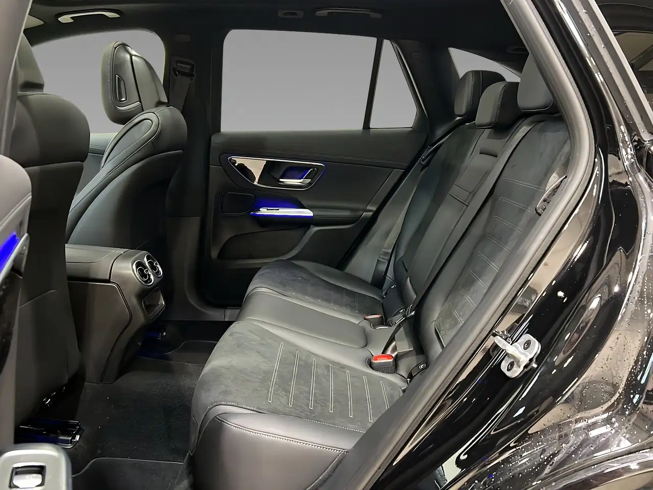 Mercedes-Benz GLC 220 d 4M AMG+DIGITAL+Memo+Pano+TotW+AHK+360° 9