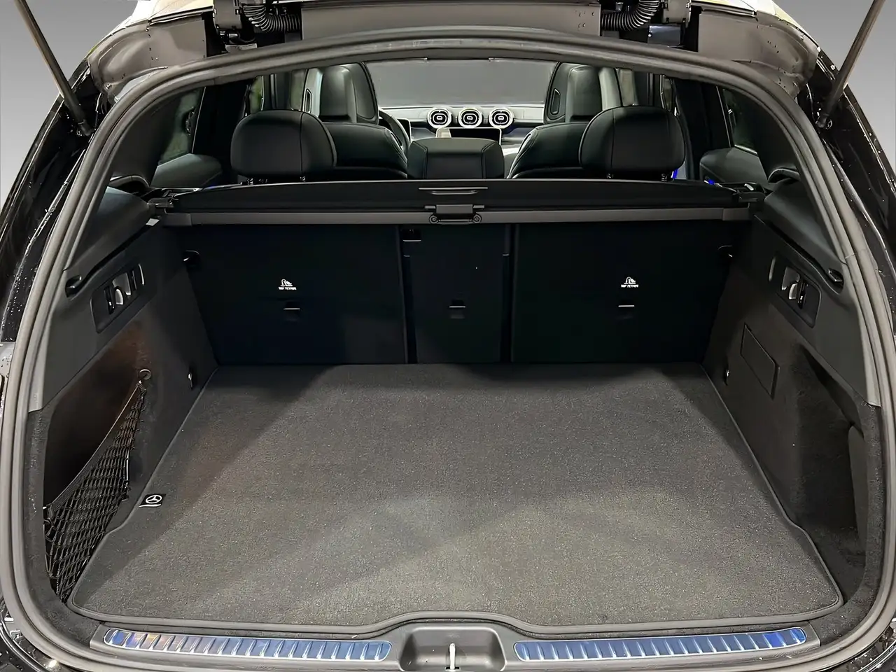 Mercedes-Benz GLC 220 d 4M AMG+DIGITAL+Memo+Pano+TotW+AHK+360° 6