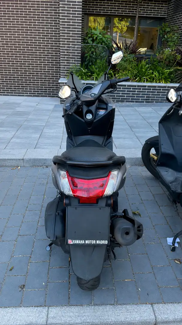 Yamaha NMAX 125 ABS Gris - 1