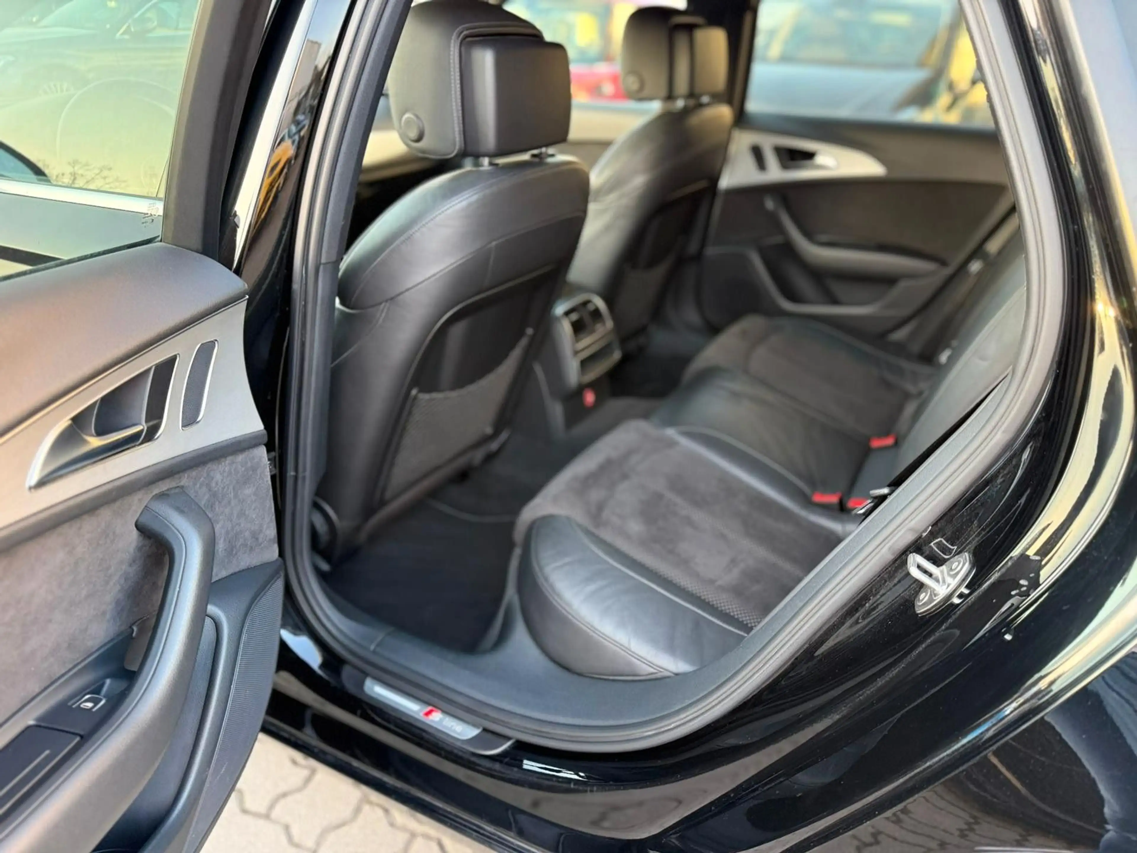 Audi A6 Lim. 2.0 TDI*S-LINE-PLUS*XENON*TEMPOMAT*EU6* — photo 14