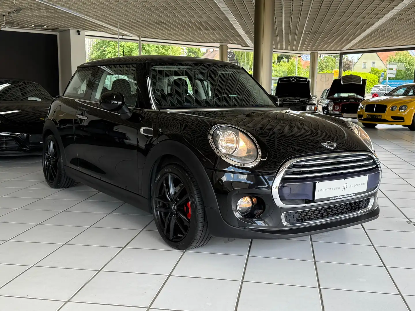 MINI Cooper LC-DISPLAY AMBIENTE TEMPO SHZ AHK 17LM Negro - 2