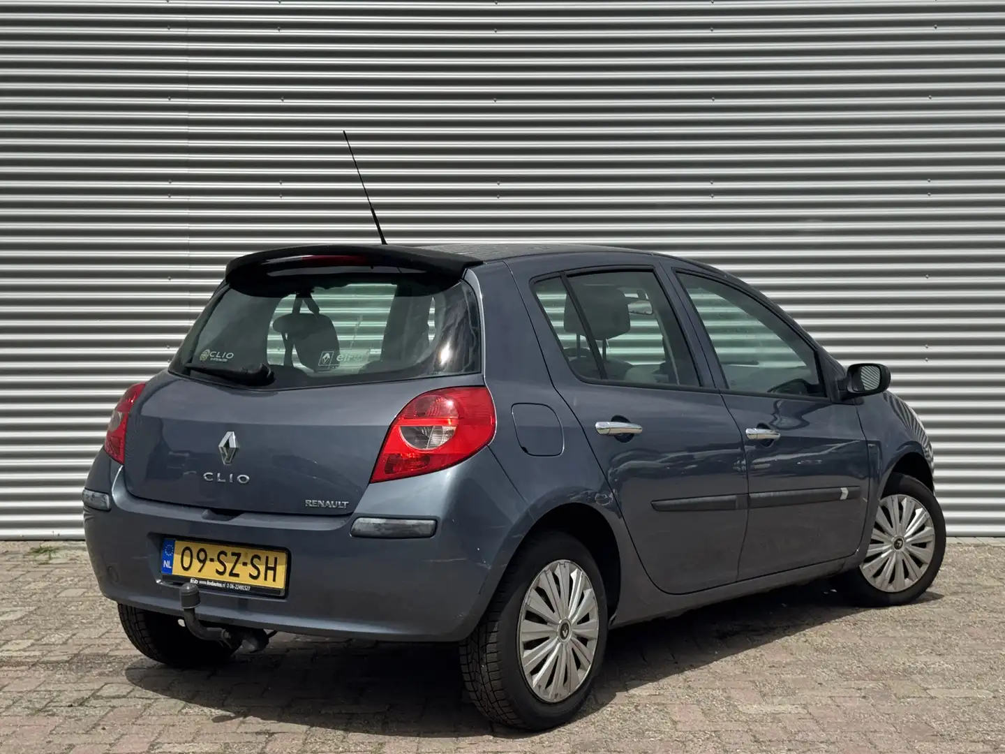 Renault Clio 1.2-16V Authentique | Nieuw Binnen! | Trekhaak | 5 Blauw - 2