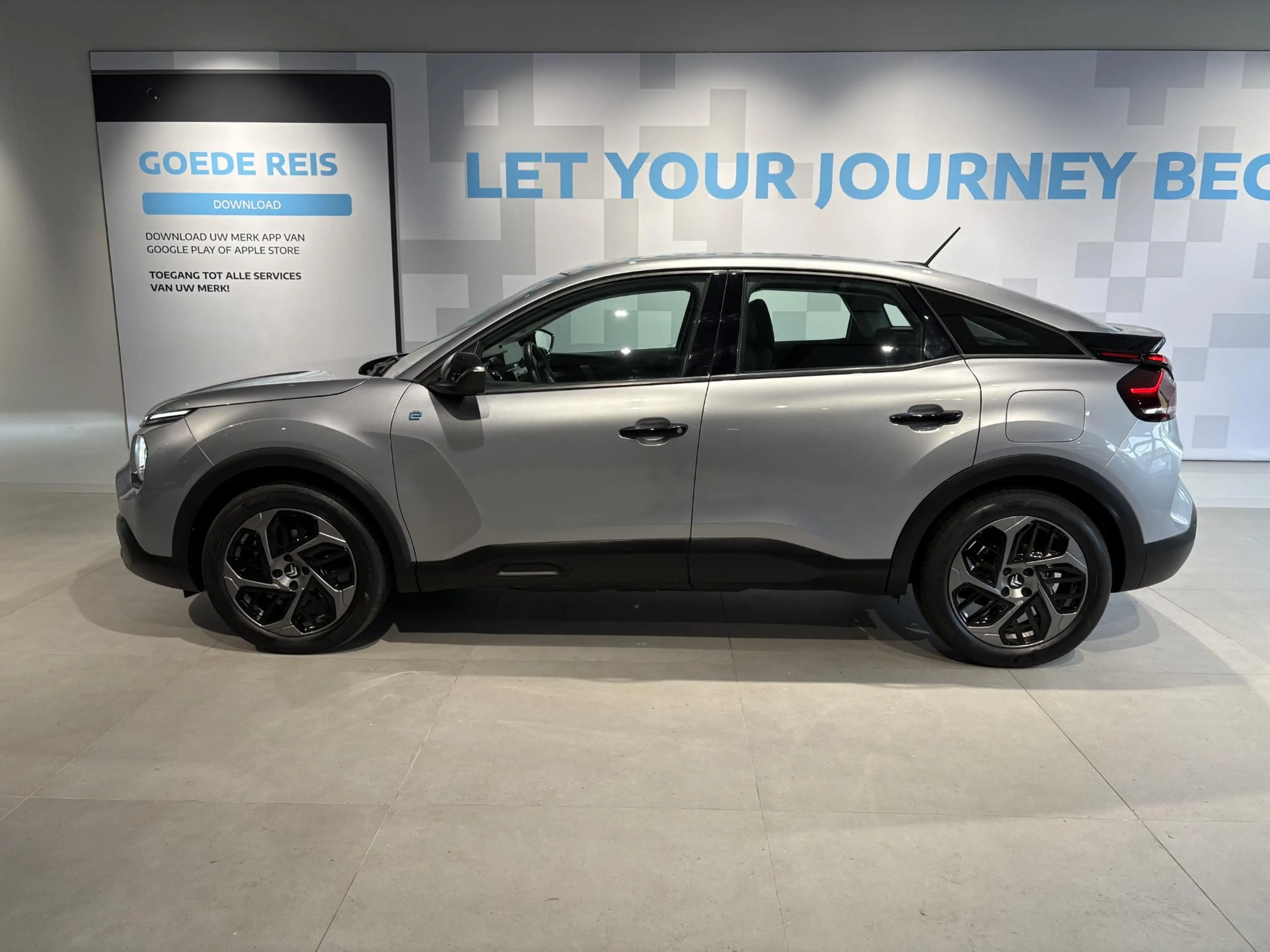 Citroen E-C4 Electric You 50 kWh | Ambiance Urban Grey Comfort Seats | A — photo 2