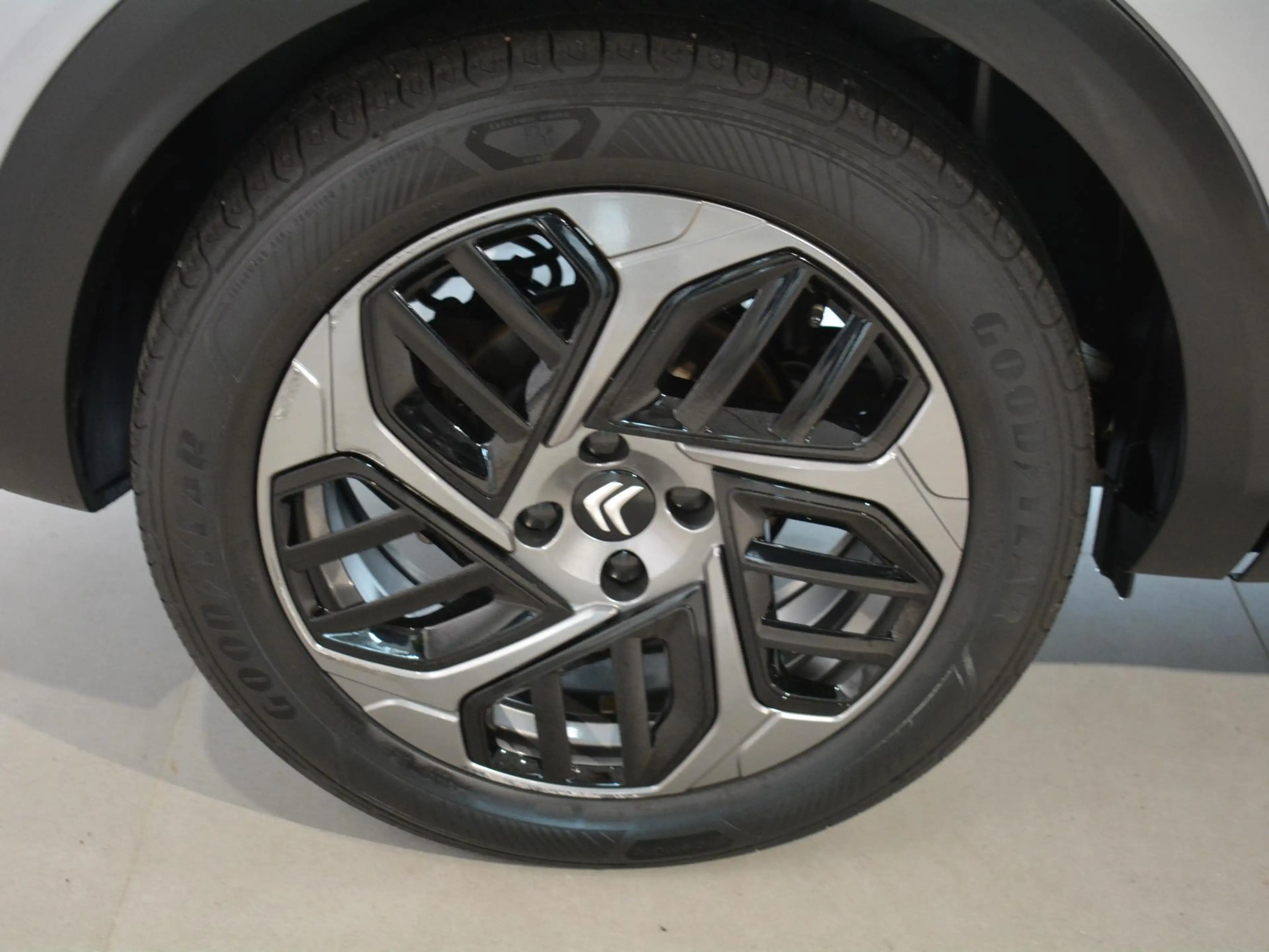 Citroen E-C4 Electric You 50 kWh | Ambiance Urban Grey Comfort Seats | A — photo 15