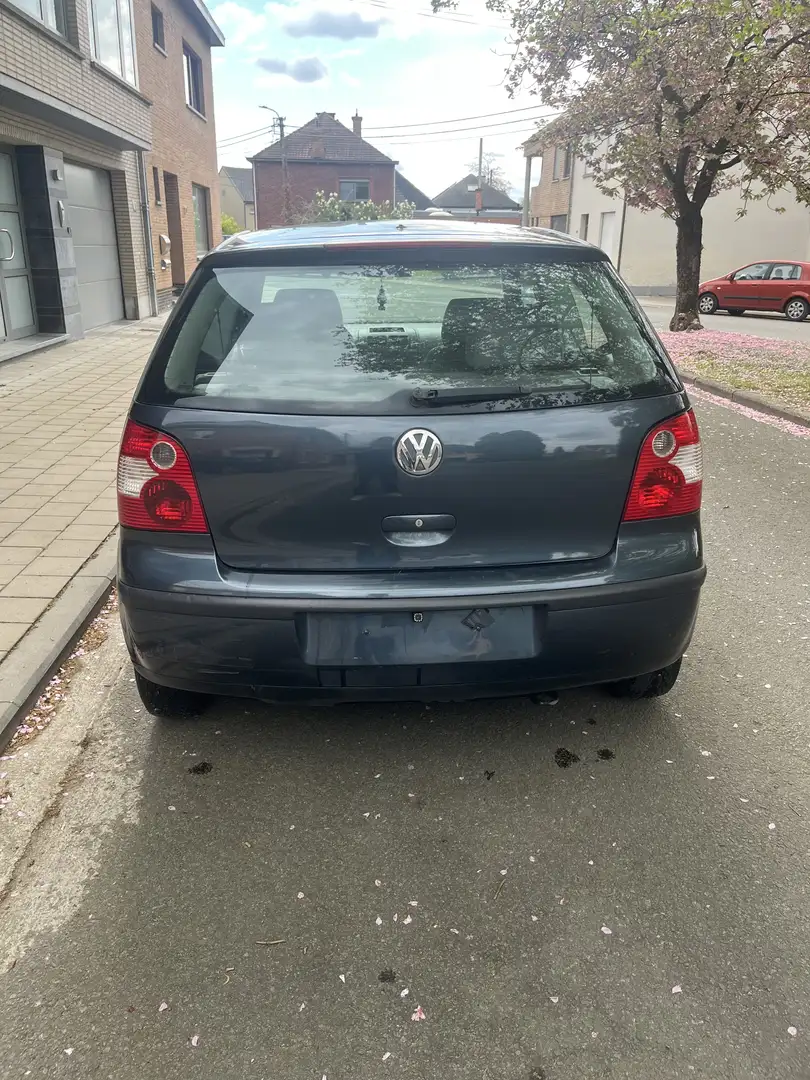 Volkswagen Polo - 2
