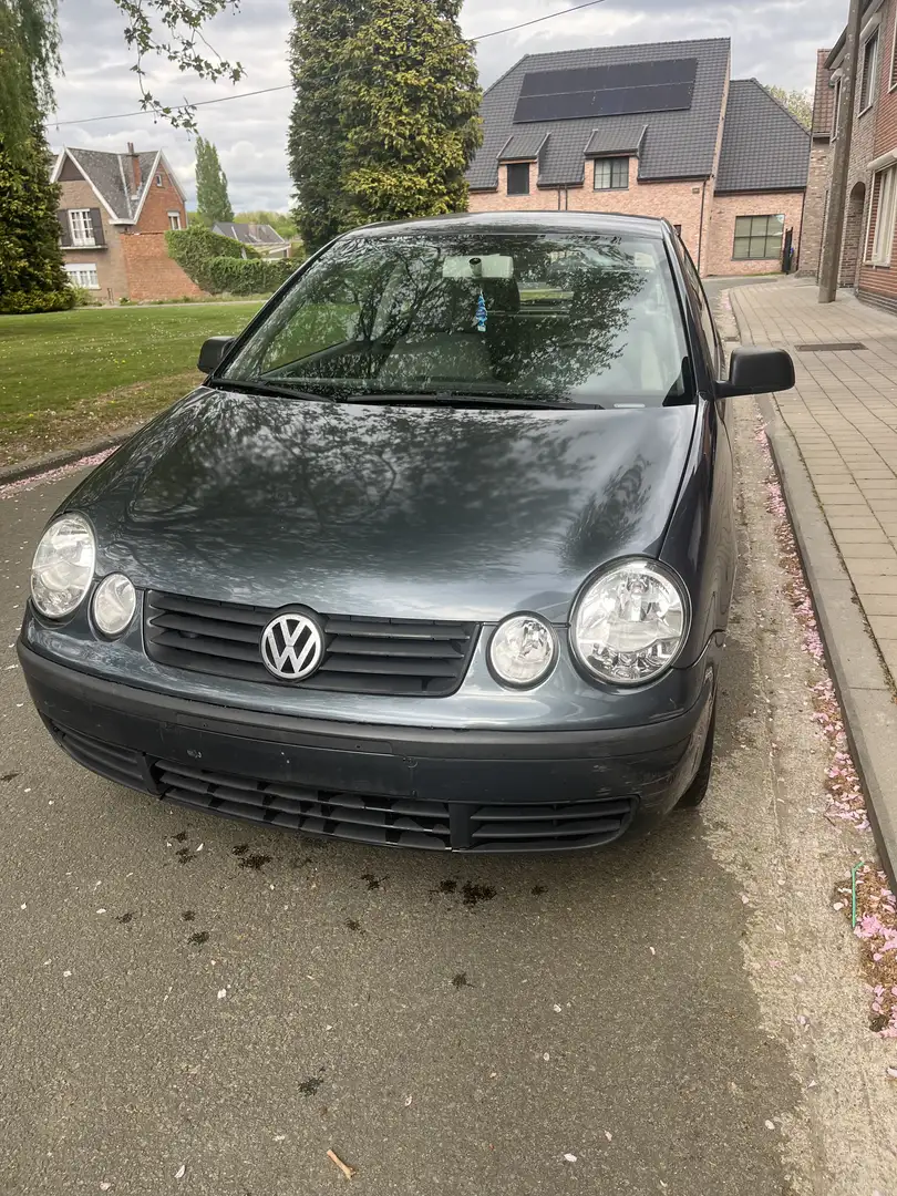 Volkswagen Polo - 1
