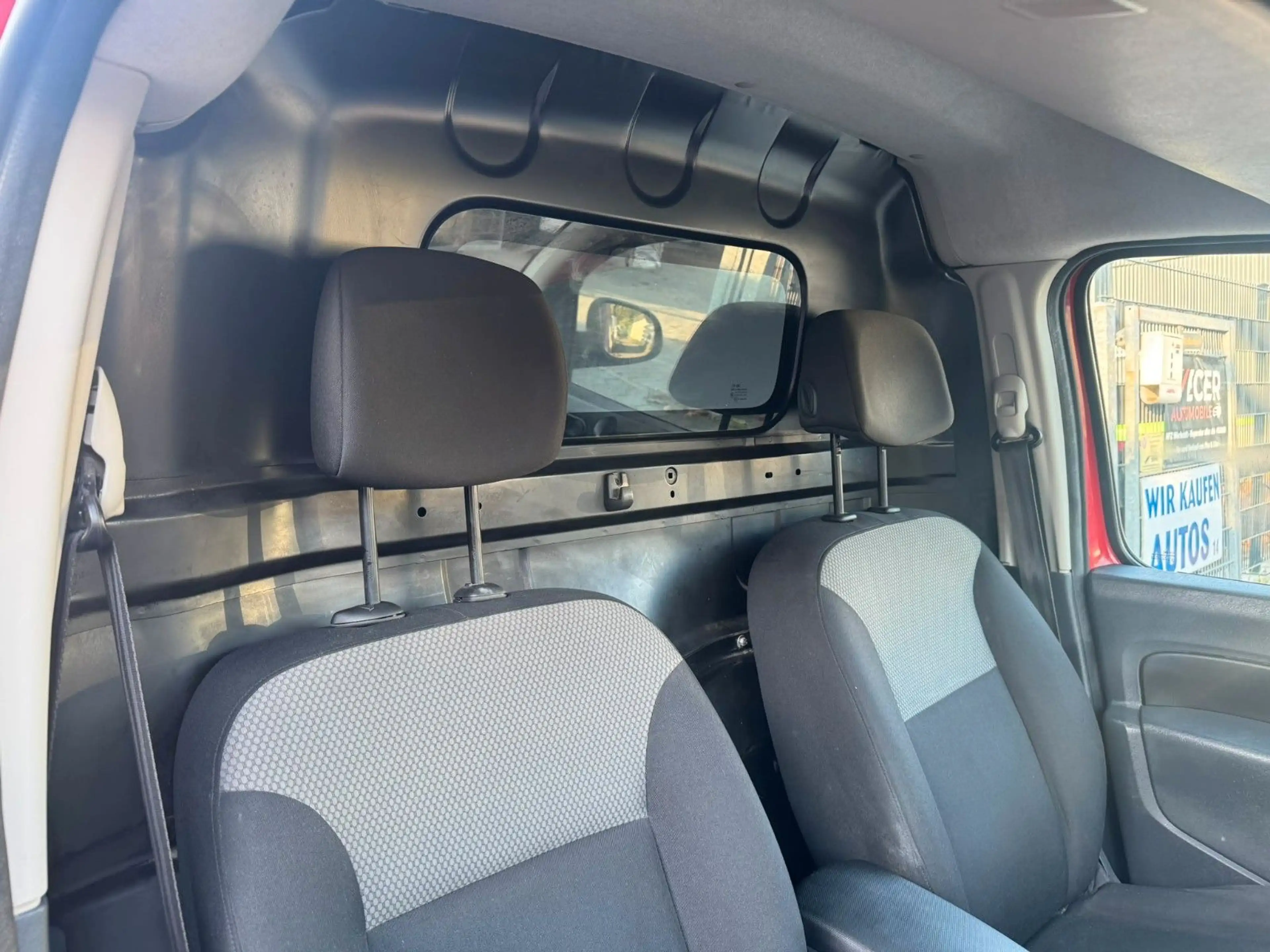 Renault Kangoo Rapid 1.5 dCi - TÜV NEU - KLIMA - EURO6 — photo 20