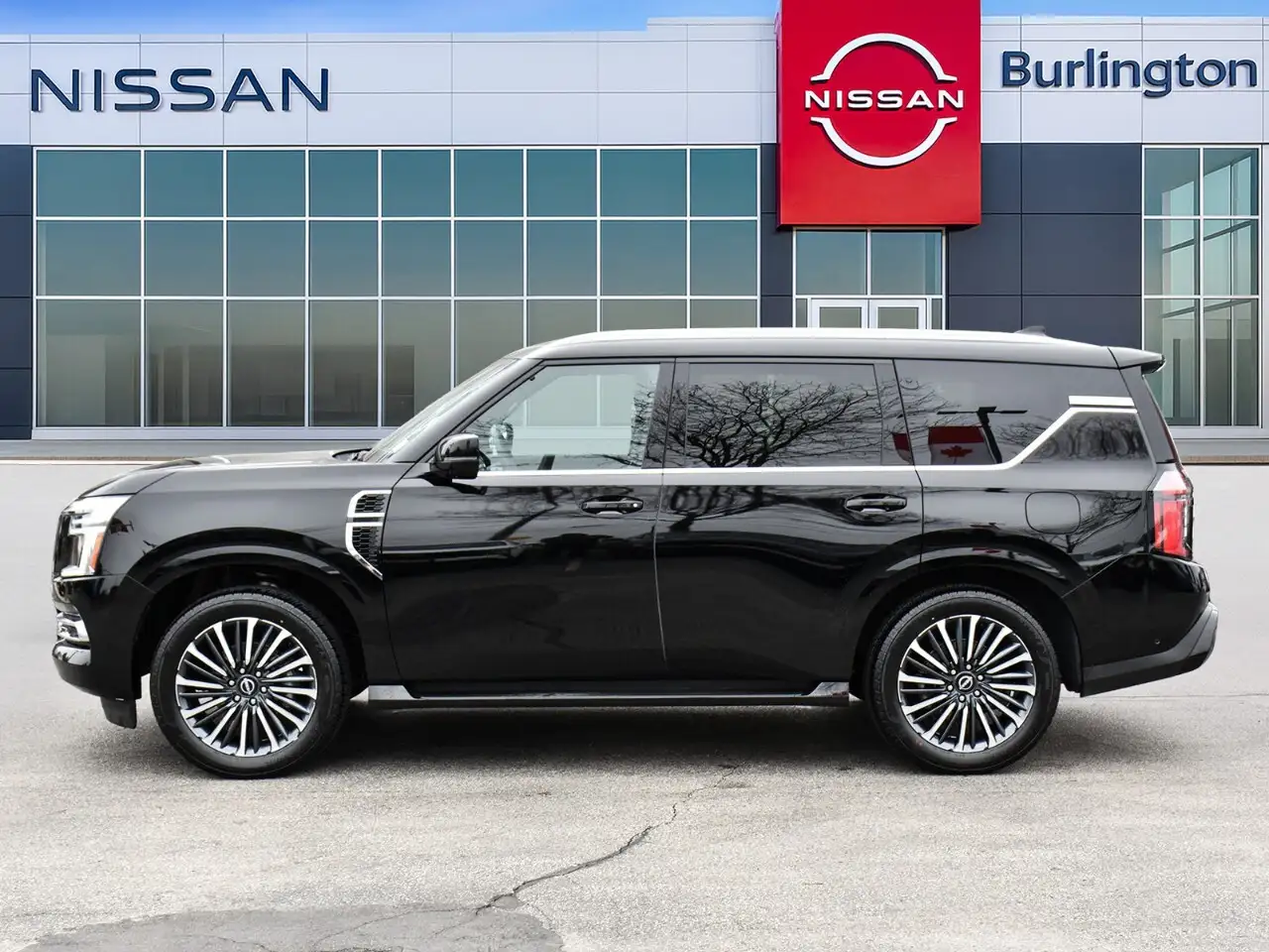 Nissan Armada снимка Nissan Armada