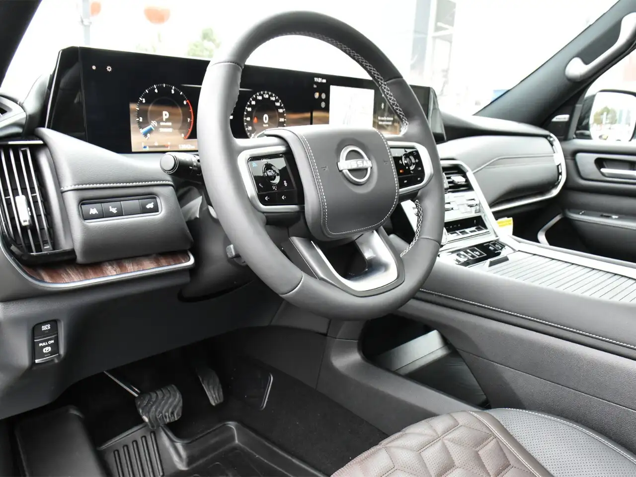 Nissan Armada снимка Nissan Armada