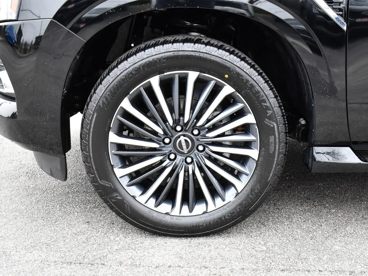 Nissan Armada снимка Nissan Armada