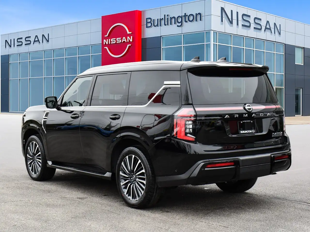 Nissan Armada снимка Nissan Armada