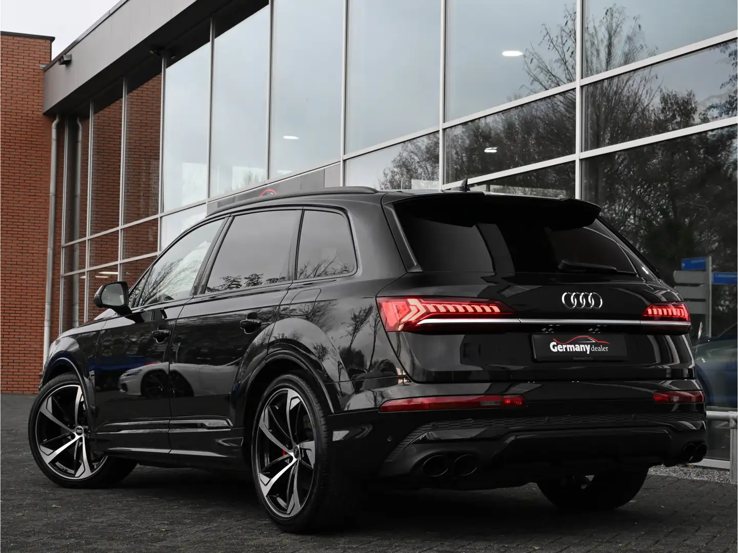 Audi Q7 60TFSI E 462PK Quattro Competition Pano Laser-LED Negro - 2