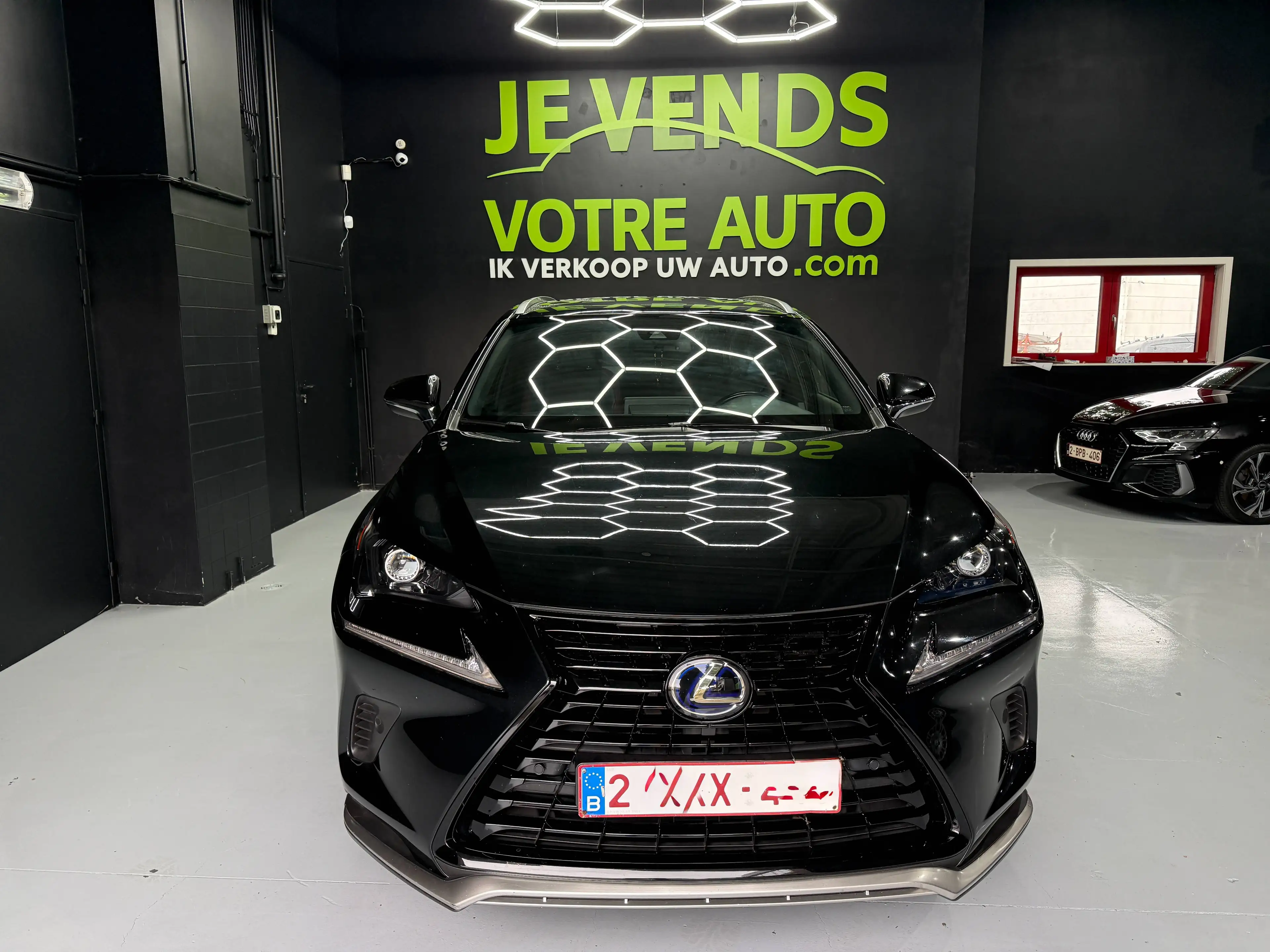 Lexus NX 300h NX 300h 2.5i AWD Black Line GARANTIE — photo 2