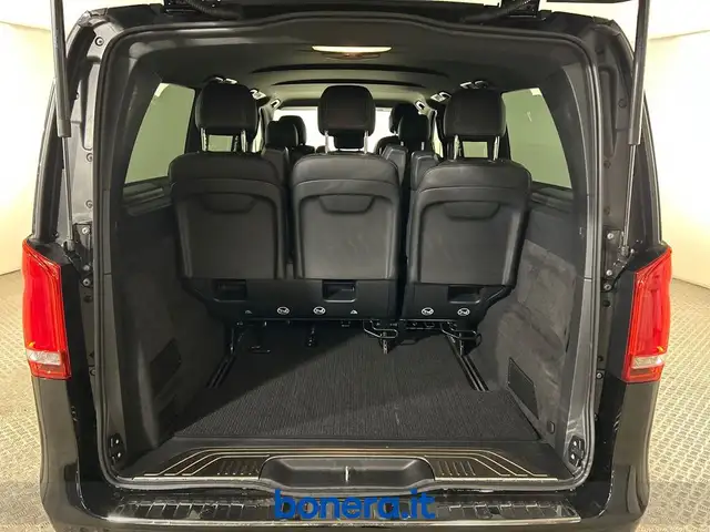 Mercedes-Benz V-Class view 8