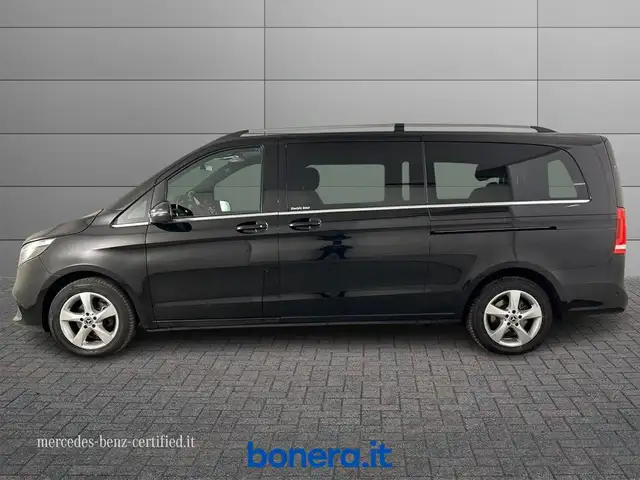 Mercedes-Benz V-Class view 6