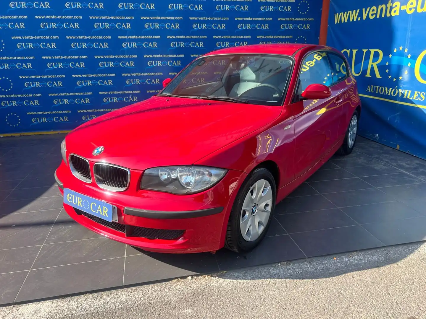BMW 116 116d Rojo - 1
