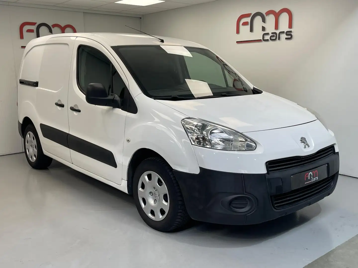 Peugeot Partner 1.6 HDi bwj2013 Airco nieuw distributieriem Blanc - 1