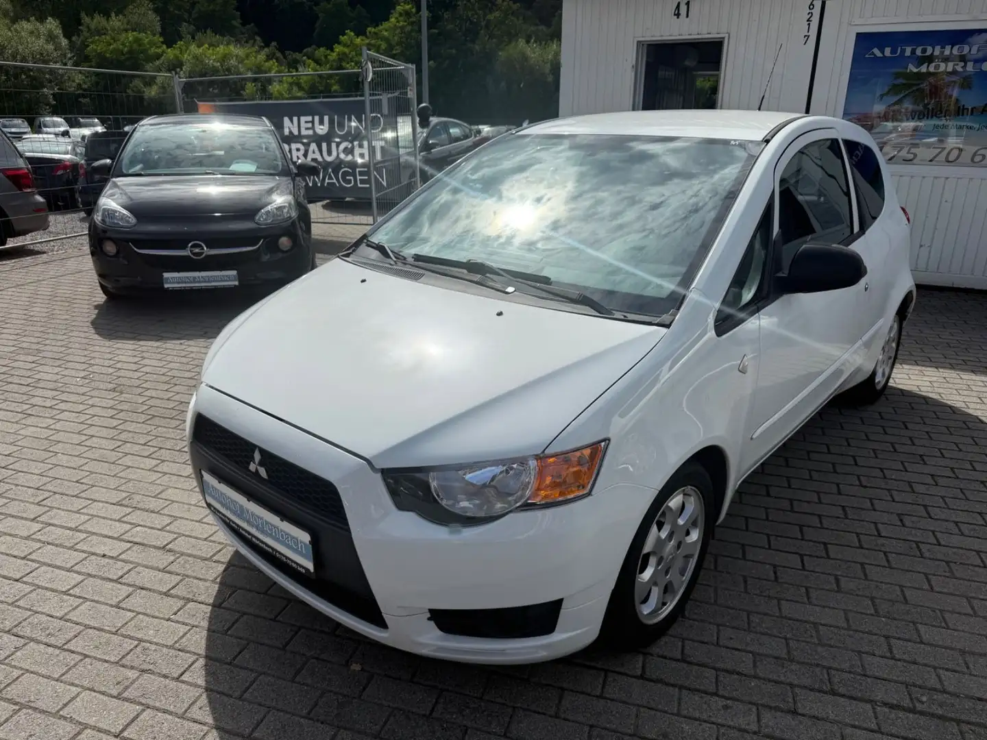 Mitsubishi Colt Lim. 3-trg. Basis Weiß - 1