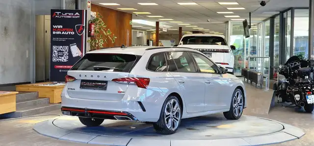 Skoda Octavia view 7