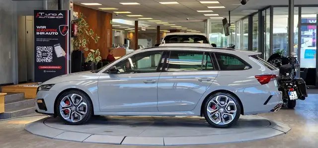Skoda Octavia view 4