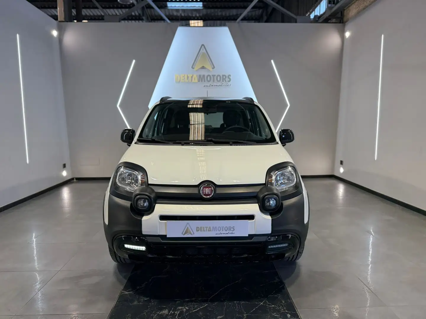 Fiat Panda 1.2 CROSS Waze s Blanc - 2