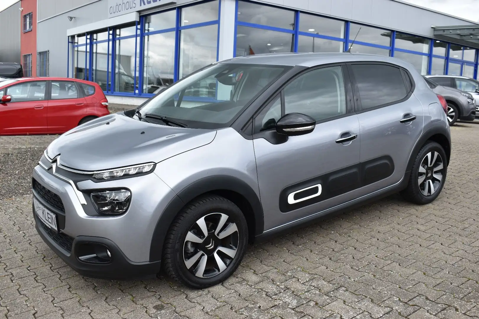 Citroen C3 Max 1.2 PureTech110 *NAVI*CARPLAY*KAMERA*LED* Grau - 2
