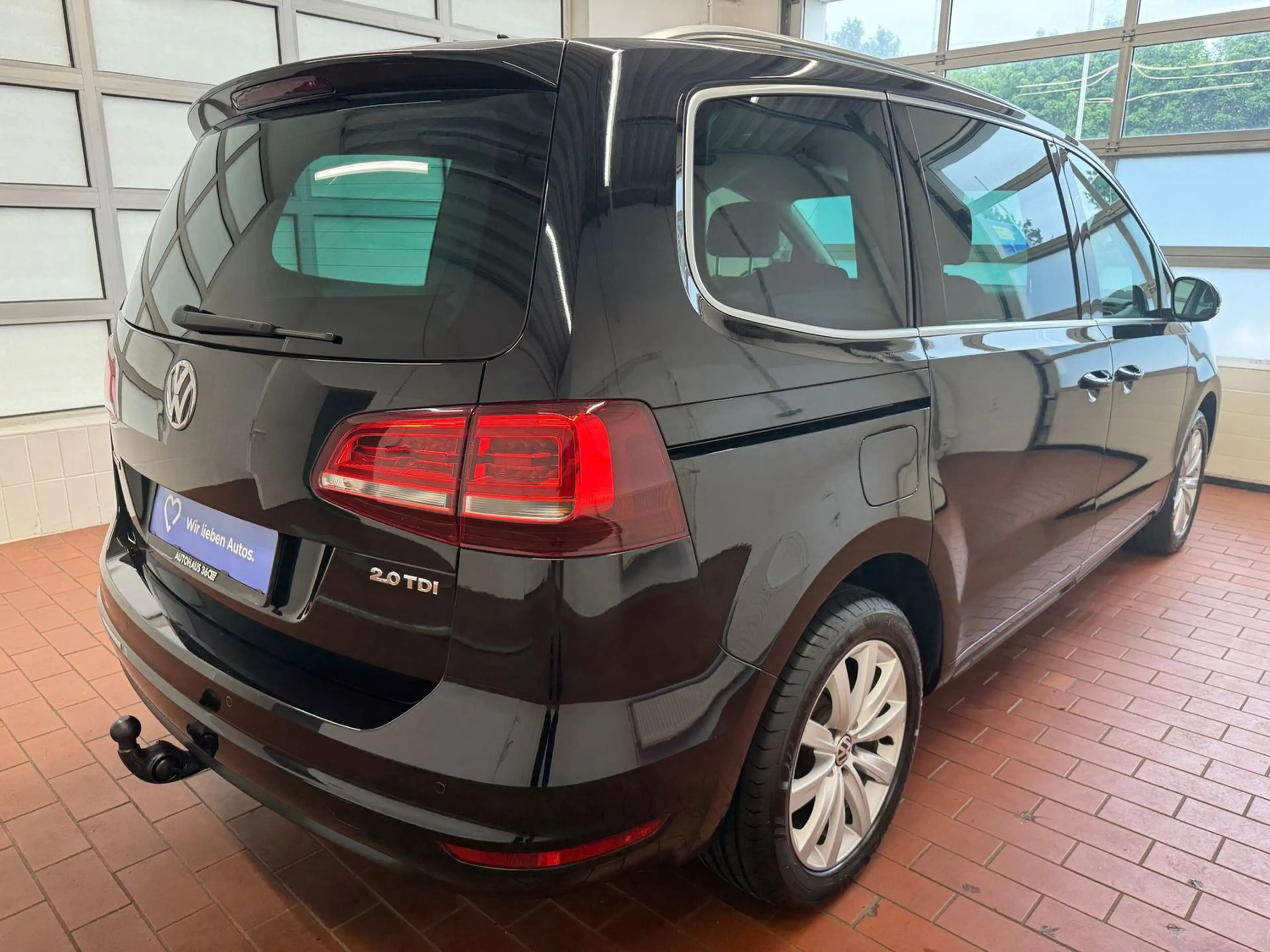 Volkswagen Sharan Highline DSG Bi-Xenon — photo 9