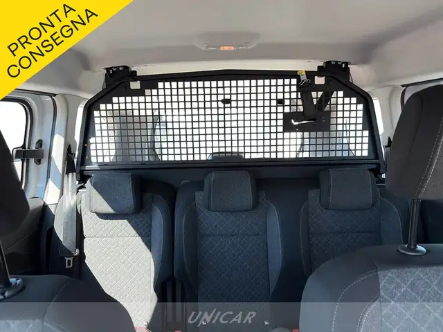 Opel Combo view 13