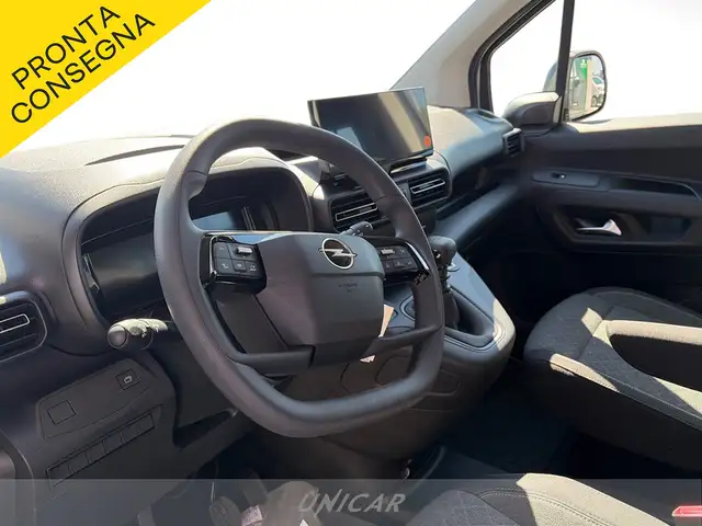 Opel Combo view 12
