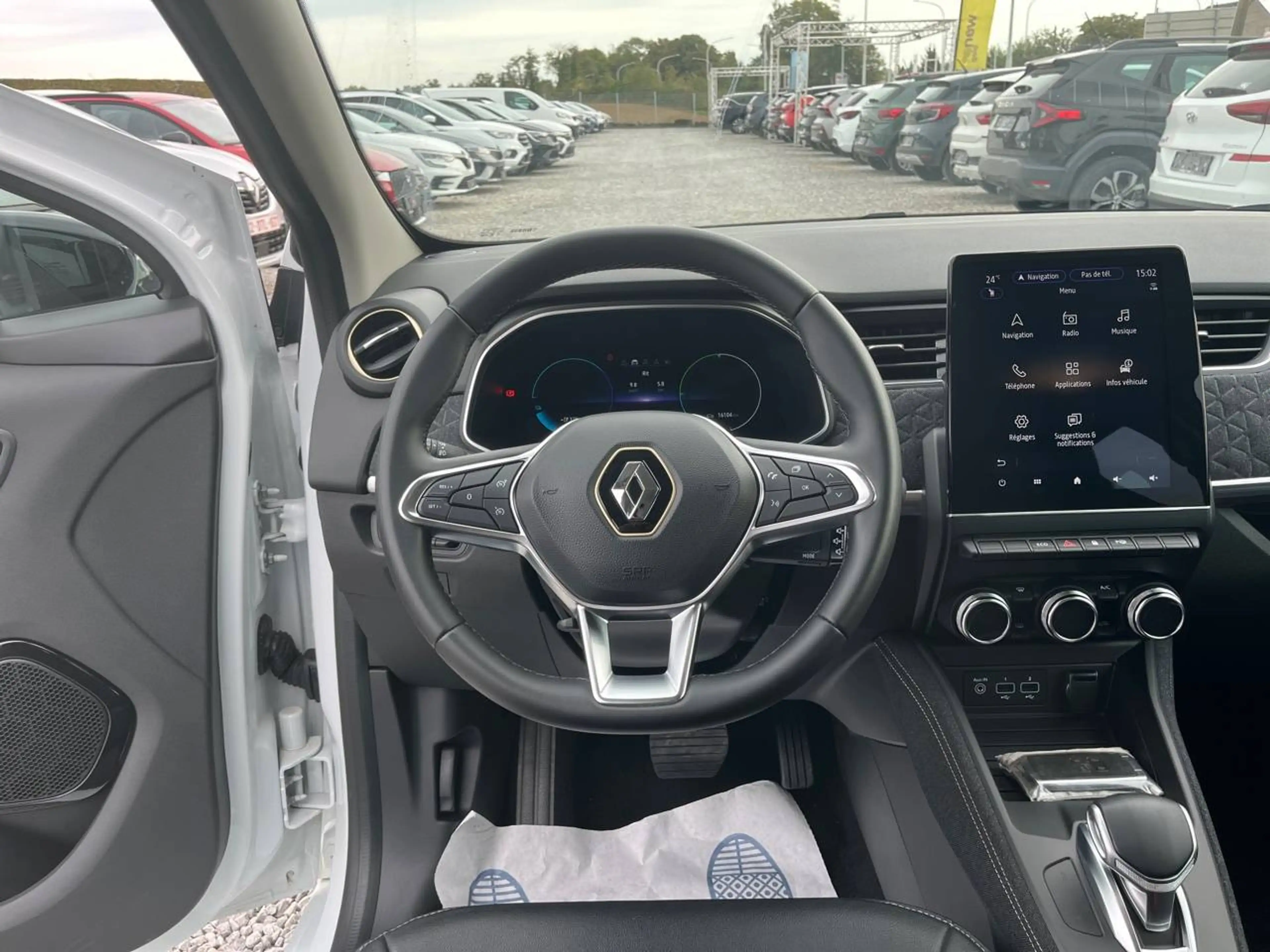 Renault ZOE 52 kWh R135 Iconic E.V.50 — photo 8