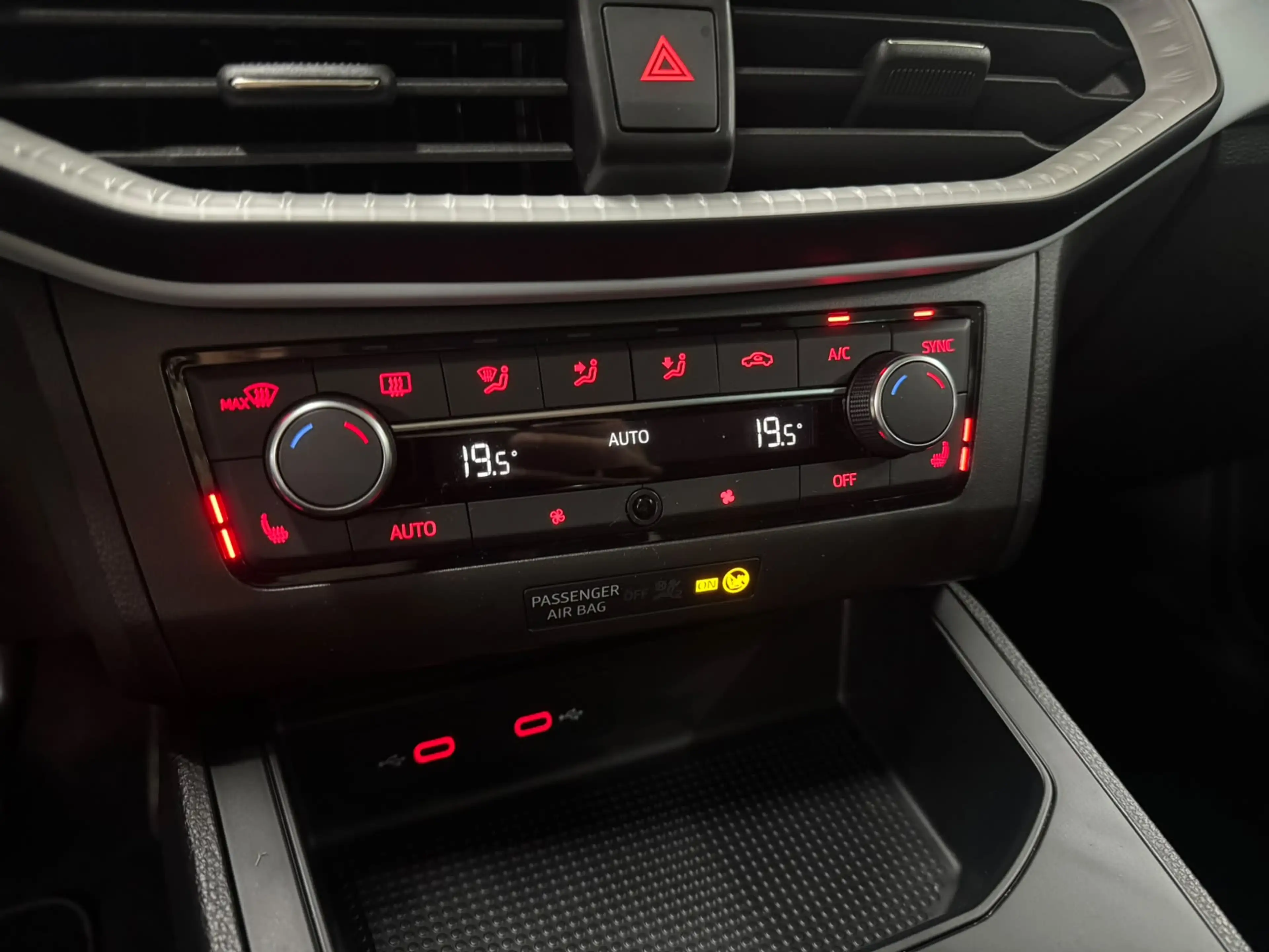SEAT Ibiza 1.0 EcoTSI Style Business Intense Navigatie / Stoe — photo 12