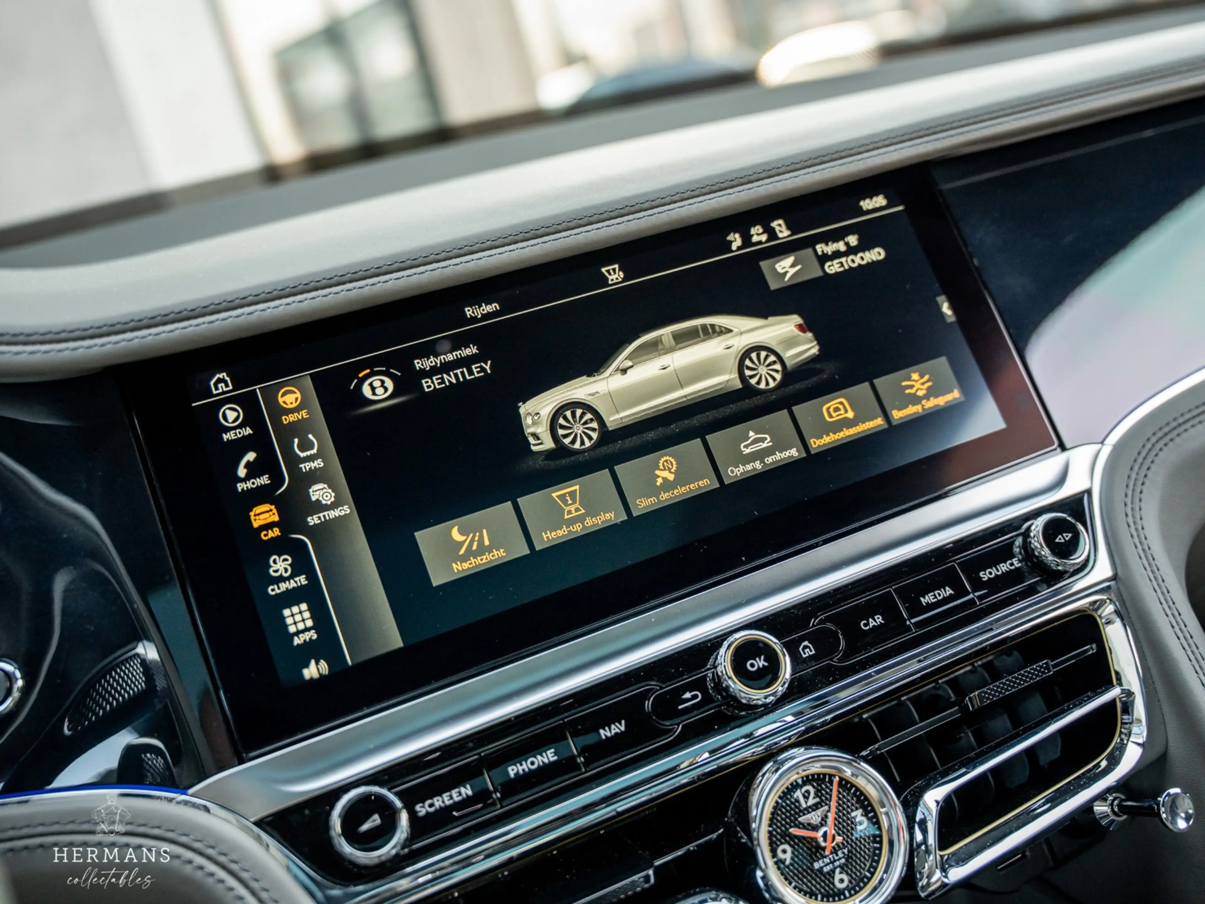Bentley Flying Spur 4.0 V8 1st Edition / Mulliner / Blackline / Carbon — photo 28