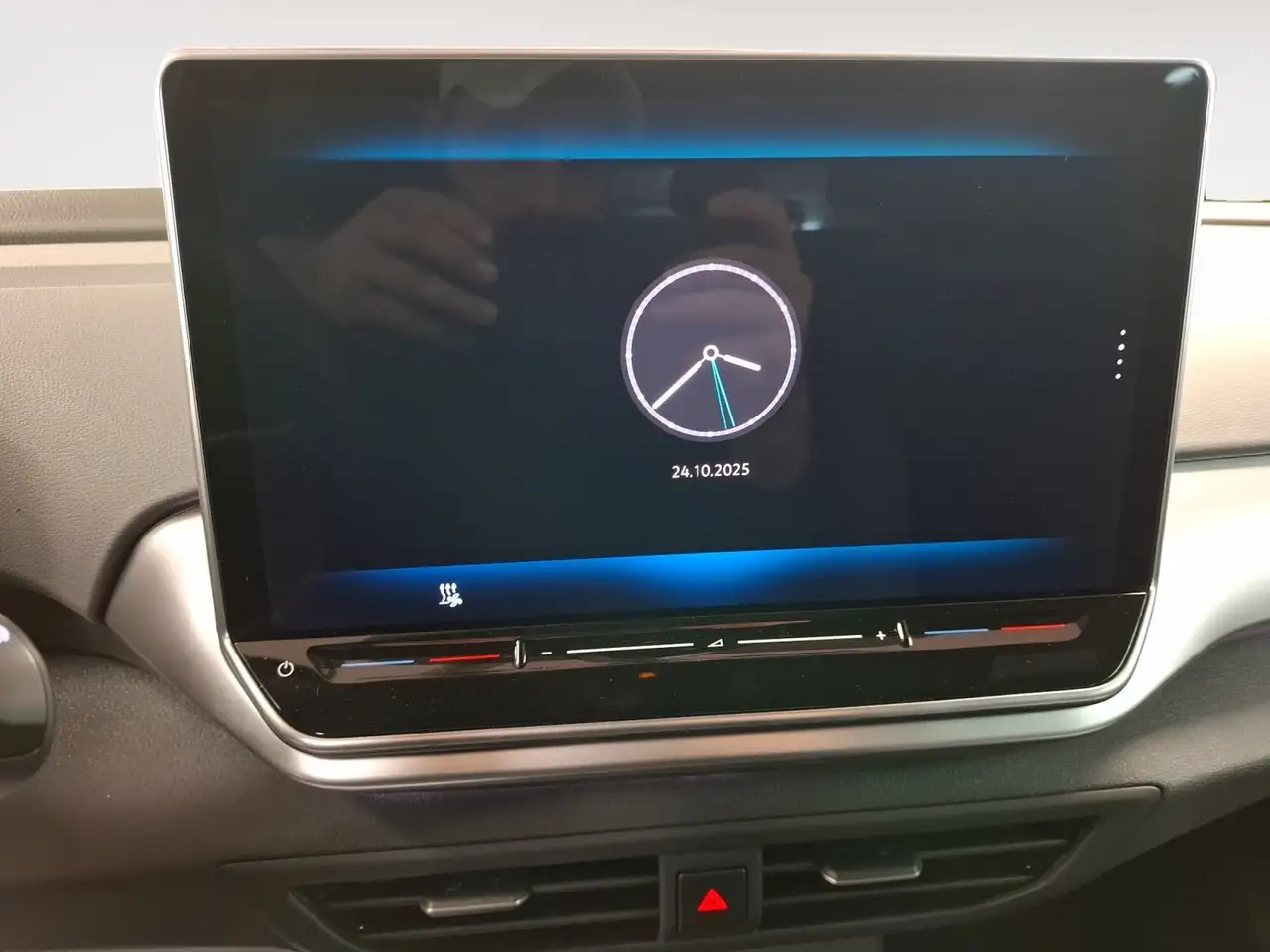 Volkswagen ID.4 Pure Performance 19'' Navi SHZ CarPlay PDC 14