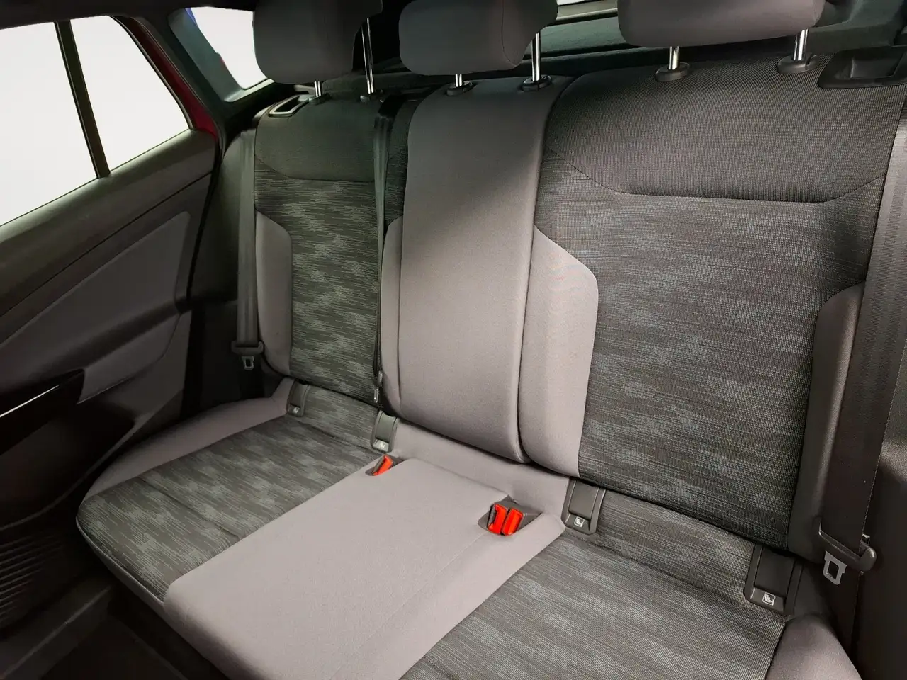 Volkswagen ID.4 Pure Performance 19'' Navi SHZ CarPlay PDC 9