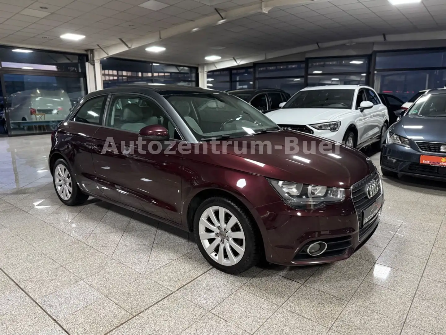 Audi A1 attraction Schiebedach/Navi/PDC/Sitzheiz Gris - 2