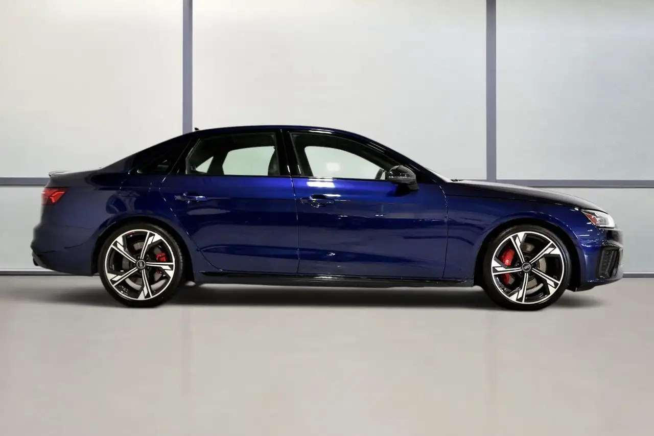 Audi S4 снимка Audi S4