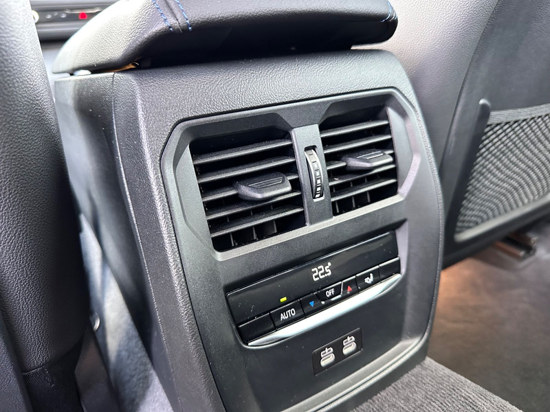 BMW 320 d M-Sport NaviProf HuD Leder ACC RFK — photo 25
