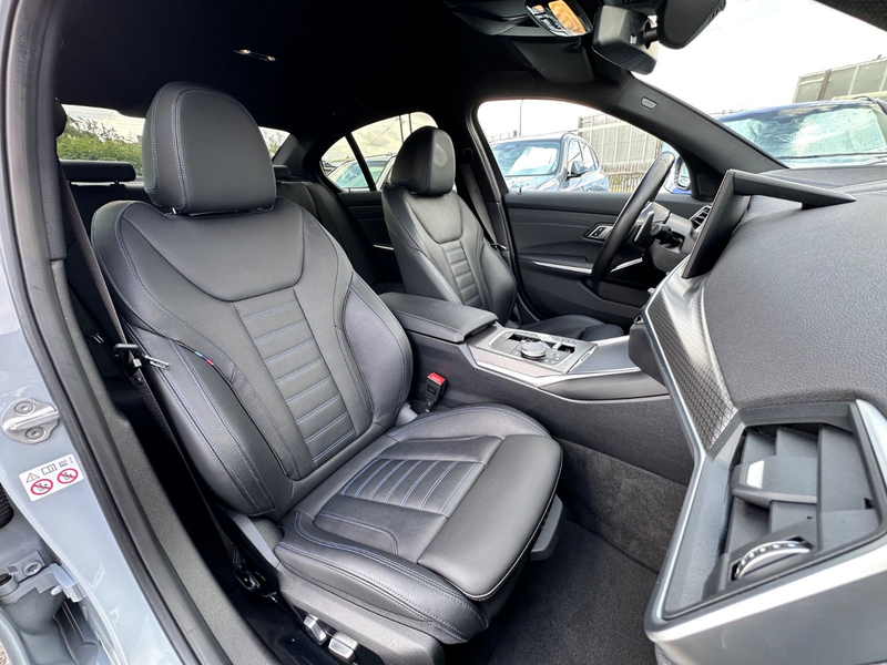 BMW 320 d M-Sport NaviProf HuD Leder ACC RFK — photo 31