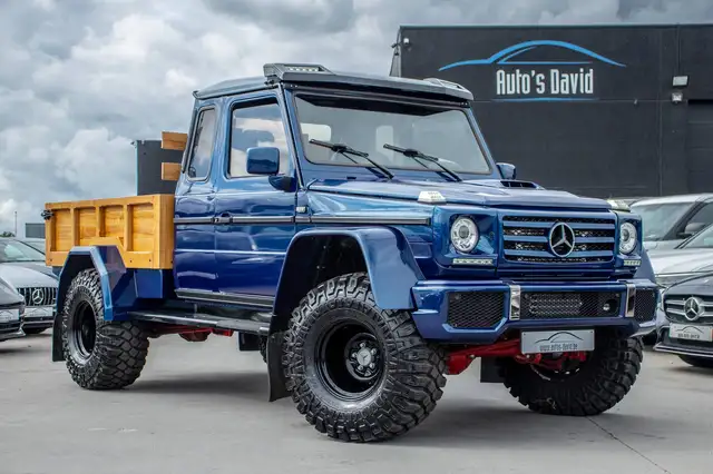 Mercedes-Benz G 300
