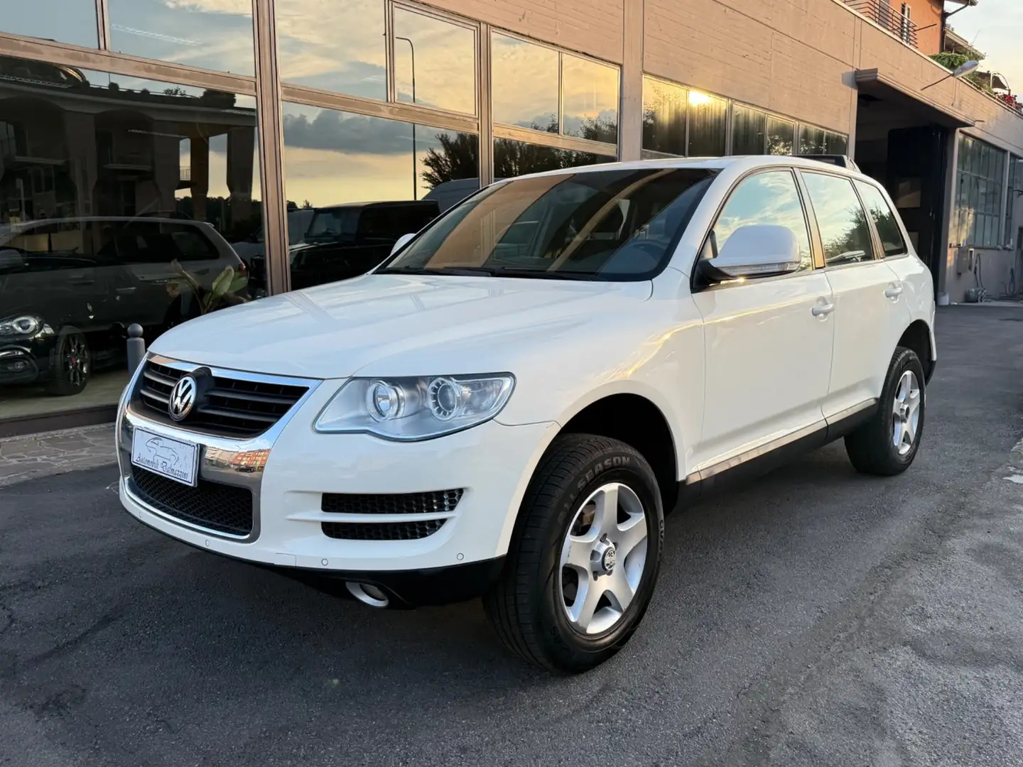 Volkswagen Touareg 2.5 R5 TDI Blanc - 2