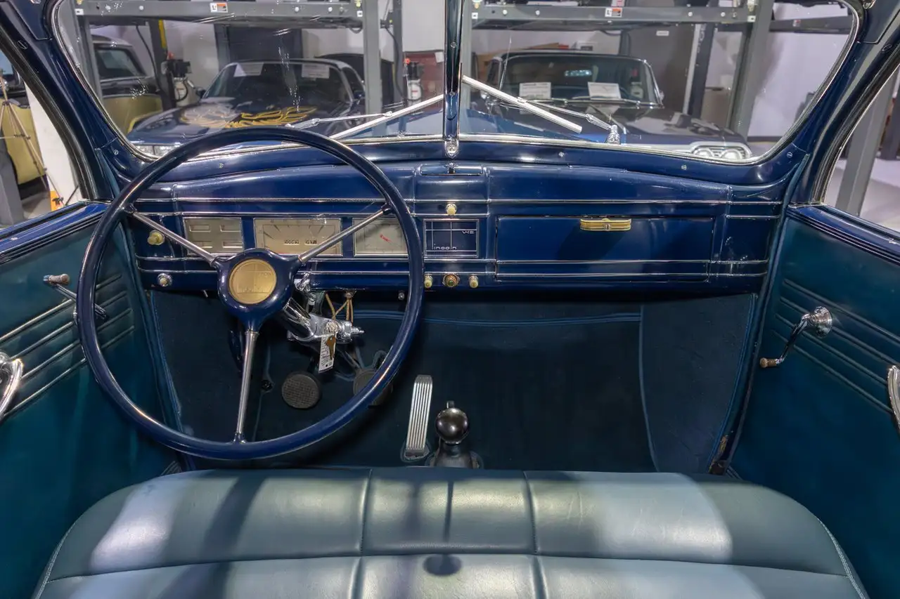 Lincoln 413-B Convertible Sedan by LeBaron, foto 4