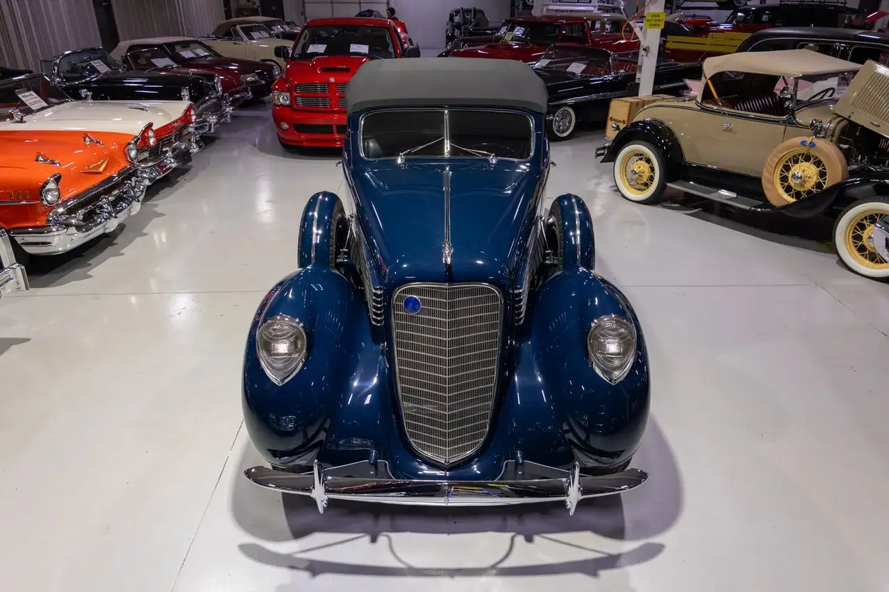 Lincoln 413-B Convertible Sedan by LeBaron, foto 8